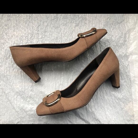 Stuart Weitzman Women’s Brown/ Tan Heels Sz 8 US - Picture 3 of 8